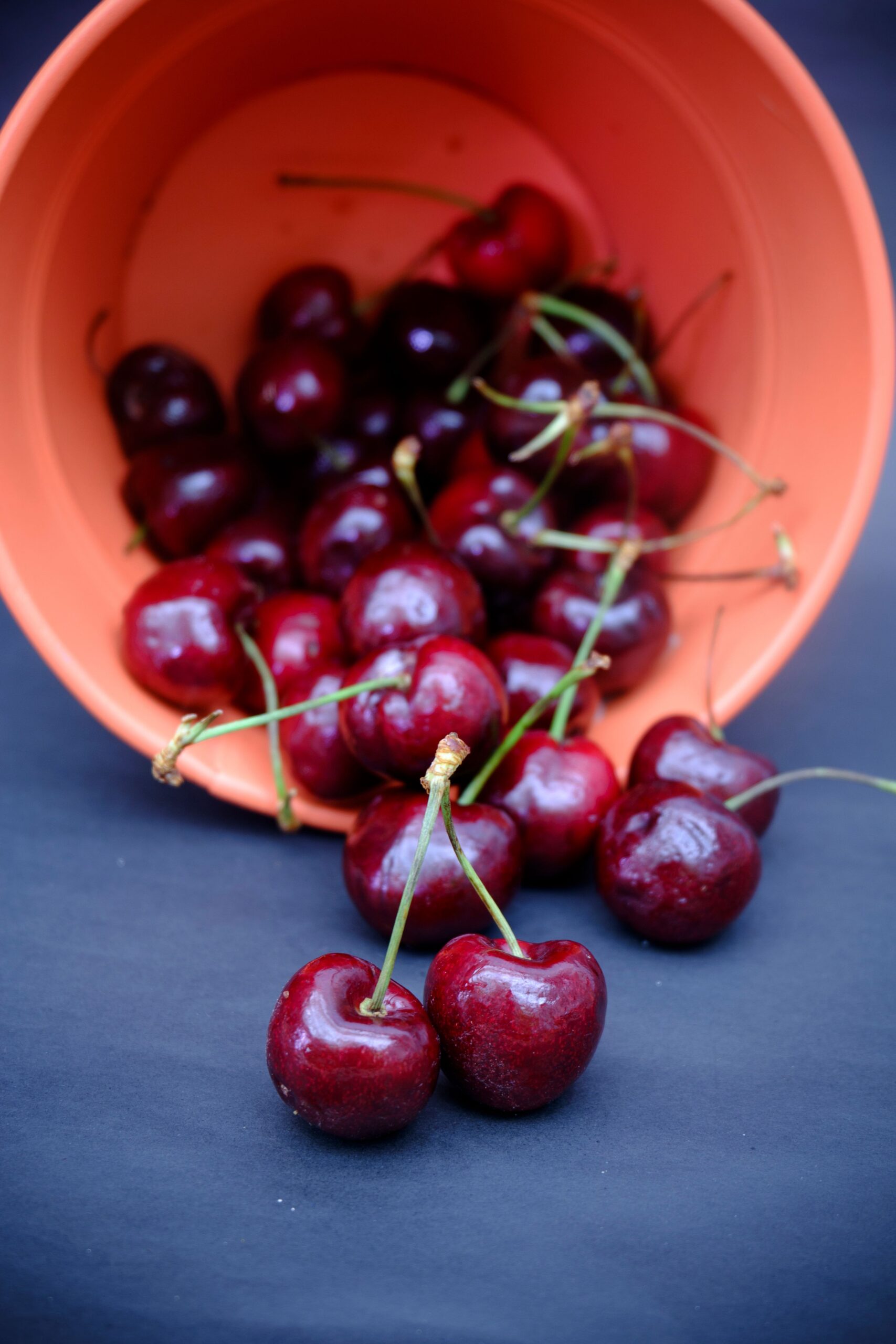 Cherries-Bowl